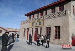 探访青海格尔木将军楼公园